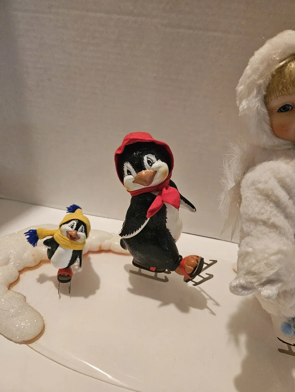 Ashton Drake Snowbabies Follow The Leader